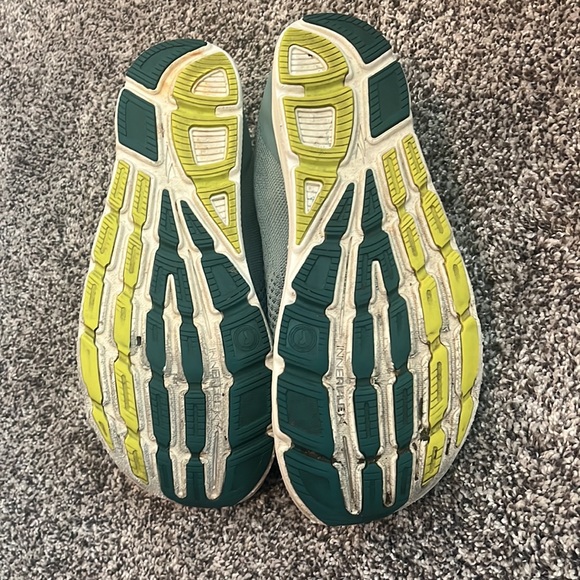 Altra Women’s Running Shoe - Picture 4 of 5